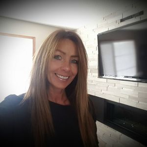 Meet your Posher, Brenda-daniel